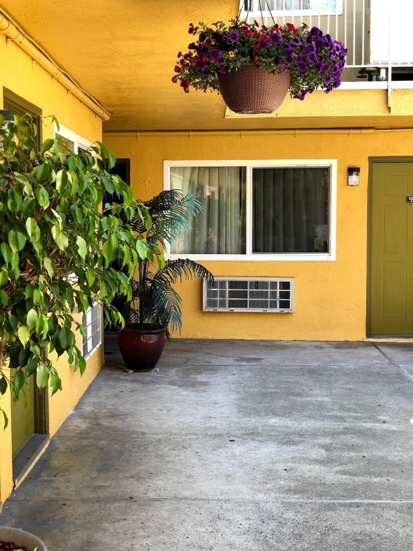 Imperial Inn Oakland Exterior photo